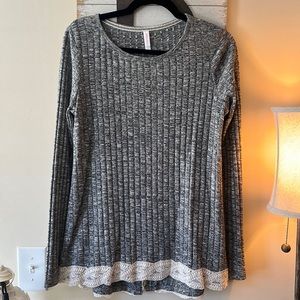 Xhilaration Long Sleeve Top
